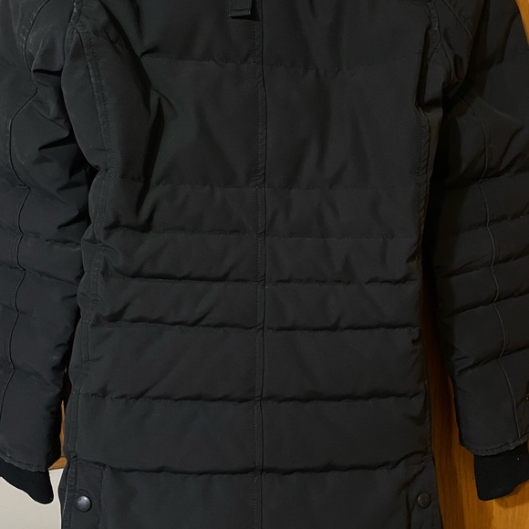 Womens Canada Goode Shelburne Parka. 
Just dry cleaned. - Picture 3 of 16